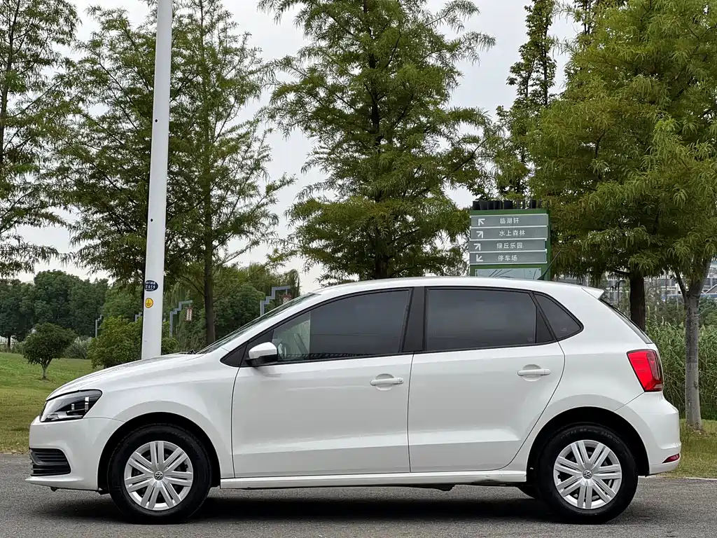Volkswagen Polo — миниатюра 4