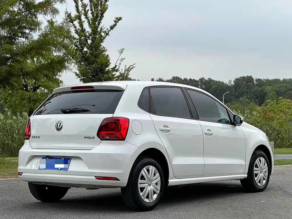 Volkswagen Polo — миниатюра 5
