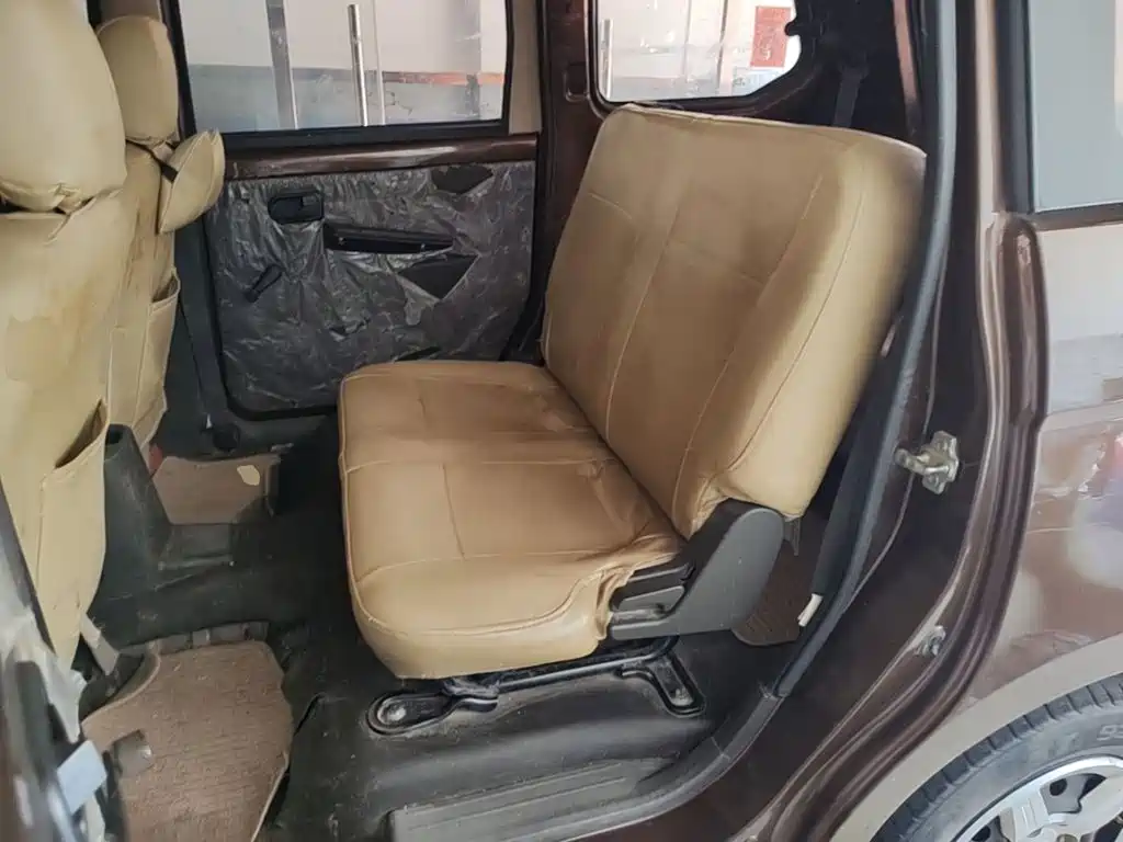 Wuling Hongguang — миниатюра 17