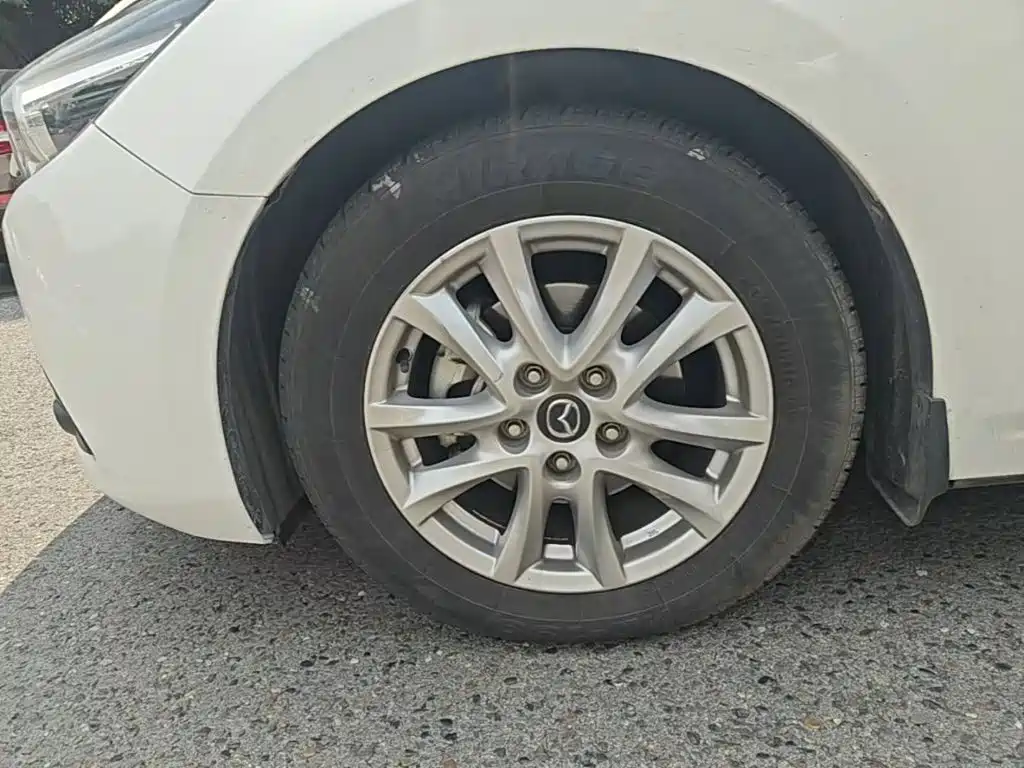 Mazda 3 Axela — миниатюра 23