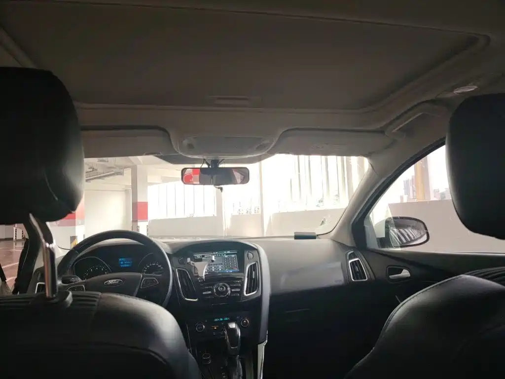 Ford Focus — миниатюра 14