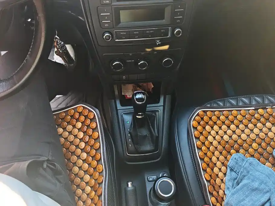 Skoda Yeti — миниатюра 16