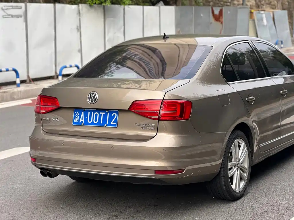 Volkswagen Sagitar — миниатюра 12