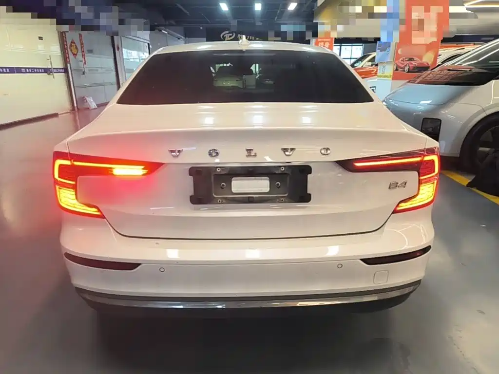 Volvo S60 — миниатюра 6