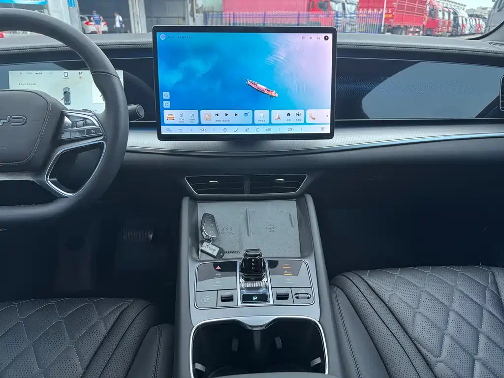 BYD Sealion 07 EV — миниатюра 18