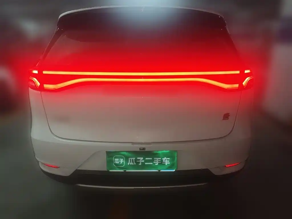 BYD Tang — миниатюра 3