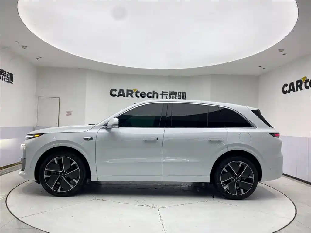 Li Auto L6 2025 Pro