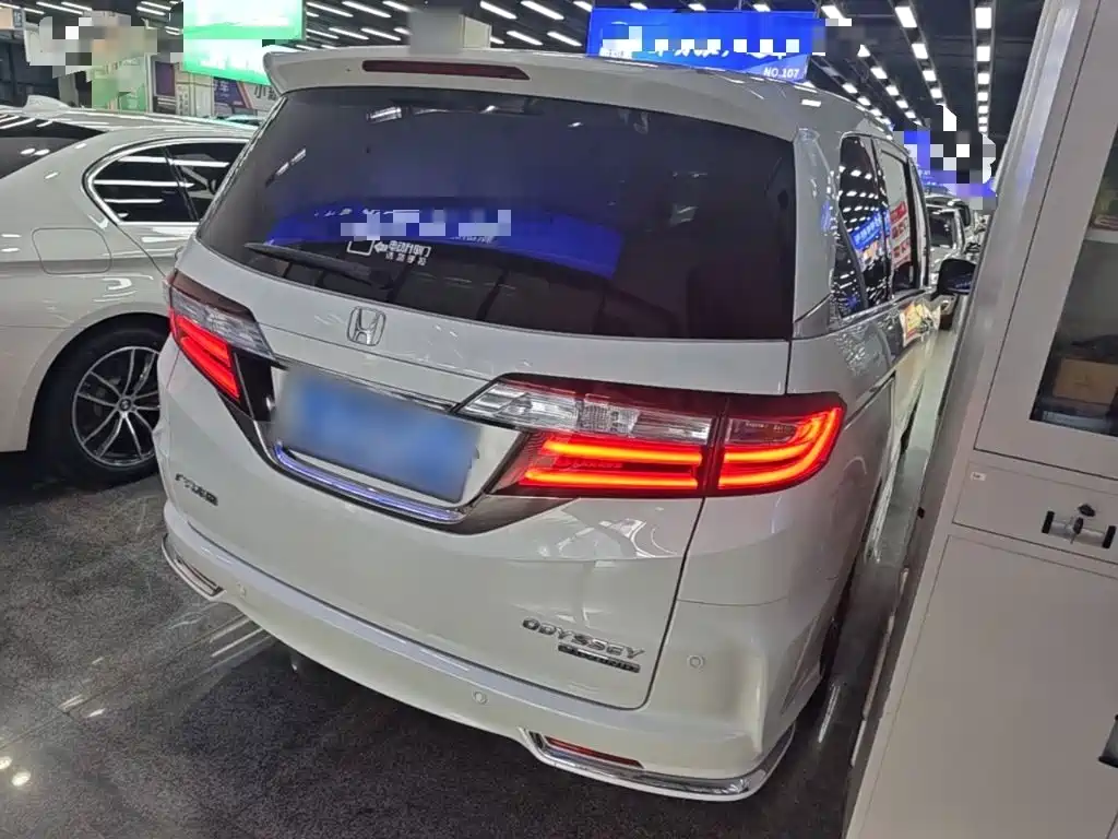 Honda Odyssey — миниатюра 7