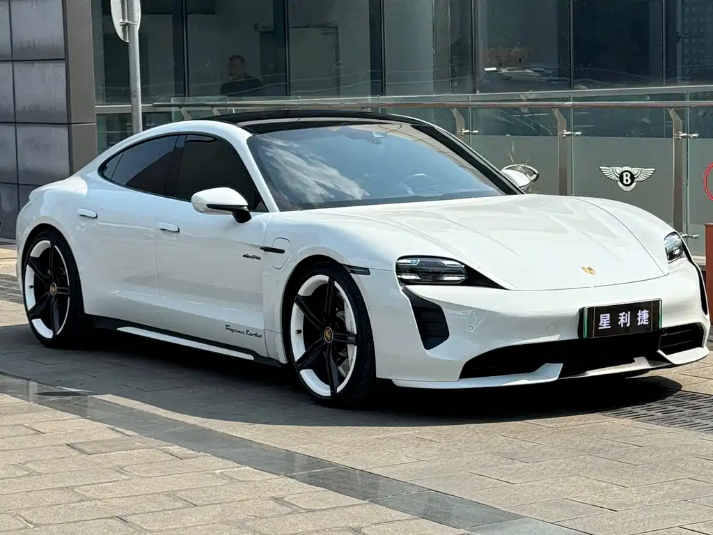 Porsche Taycan 2020