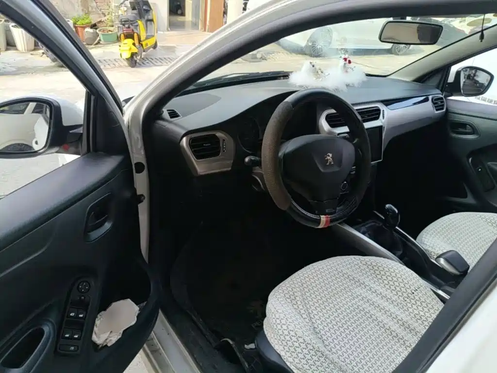 Peugeot 301 — миниатюра 12
