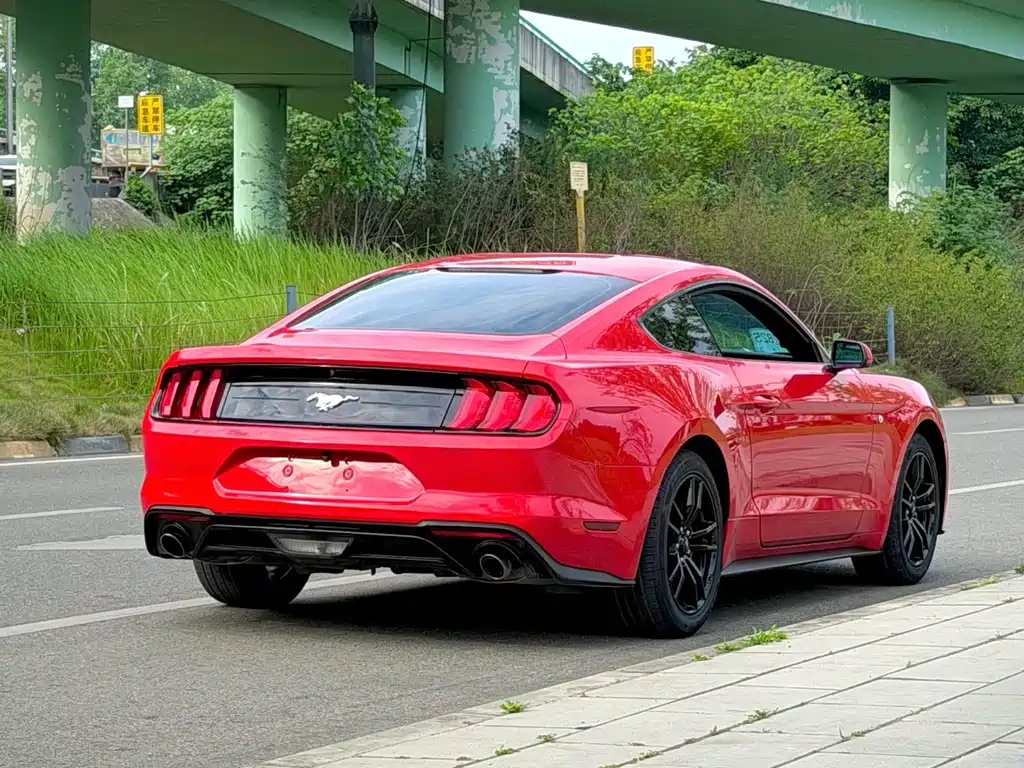 Ford Mustang 2018 2.3L EcoBoost
