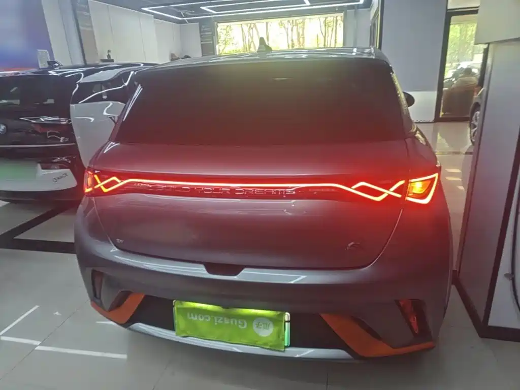 BYD Dolphin — миниатюра 6