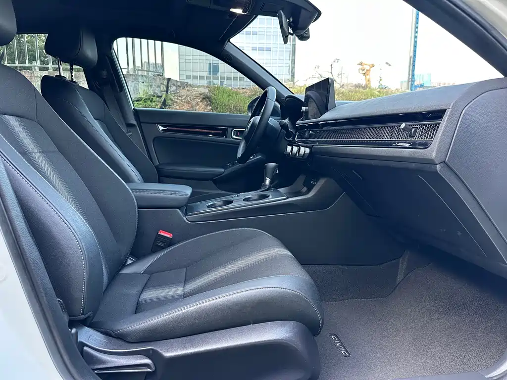 Honda Civic — миниатюра 7