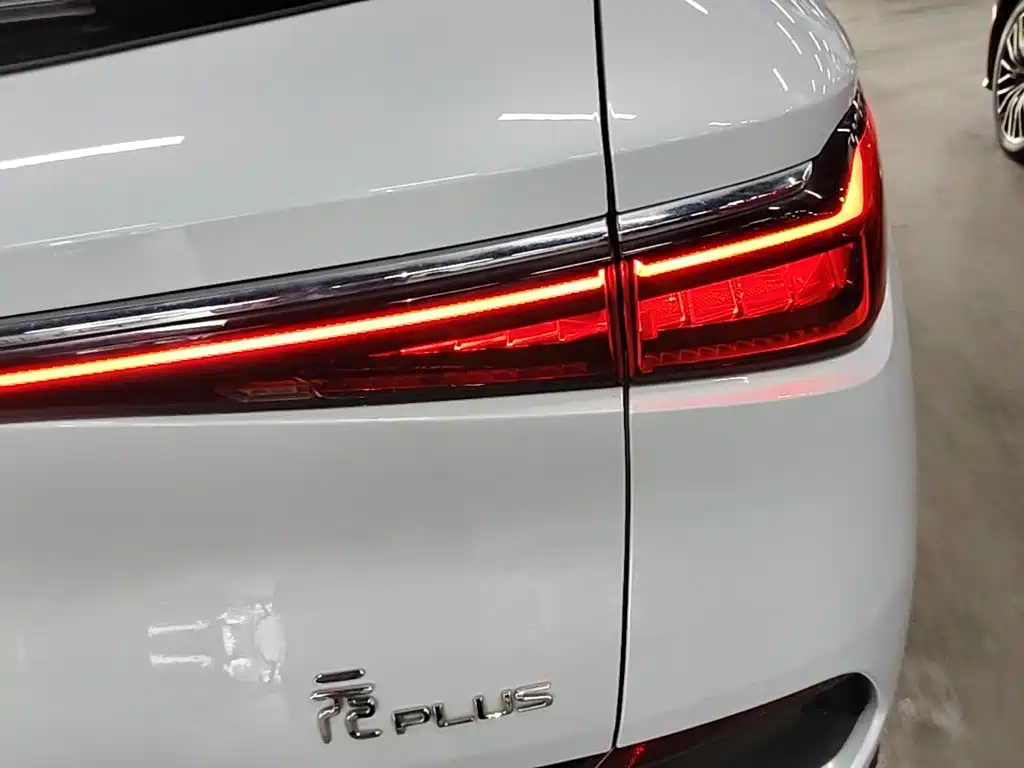 BYD Yuan Plus — миниатюра 8