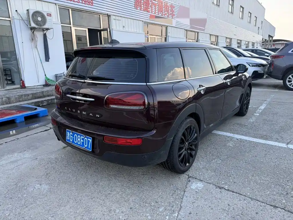 MINI Mini Clubman — миниатюра 4