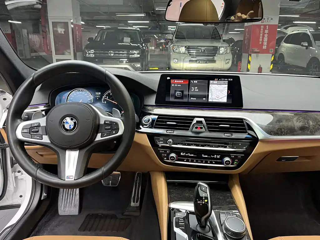 BMW 5 Series — миниатюра 19