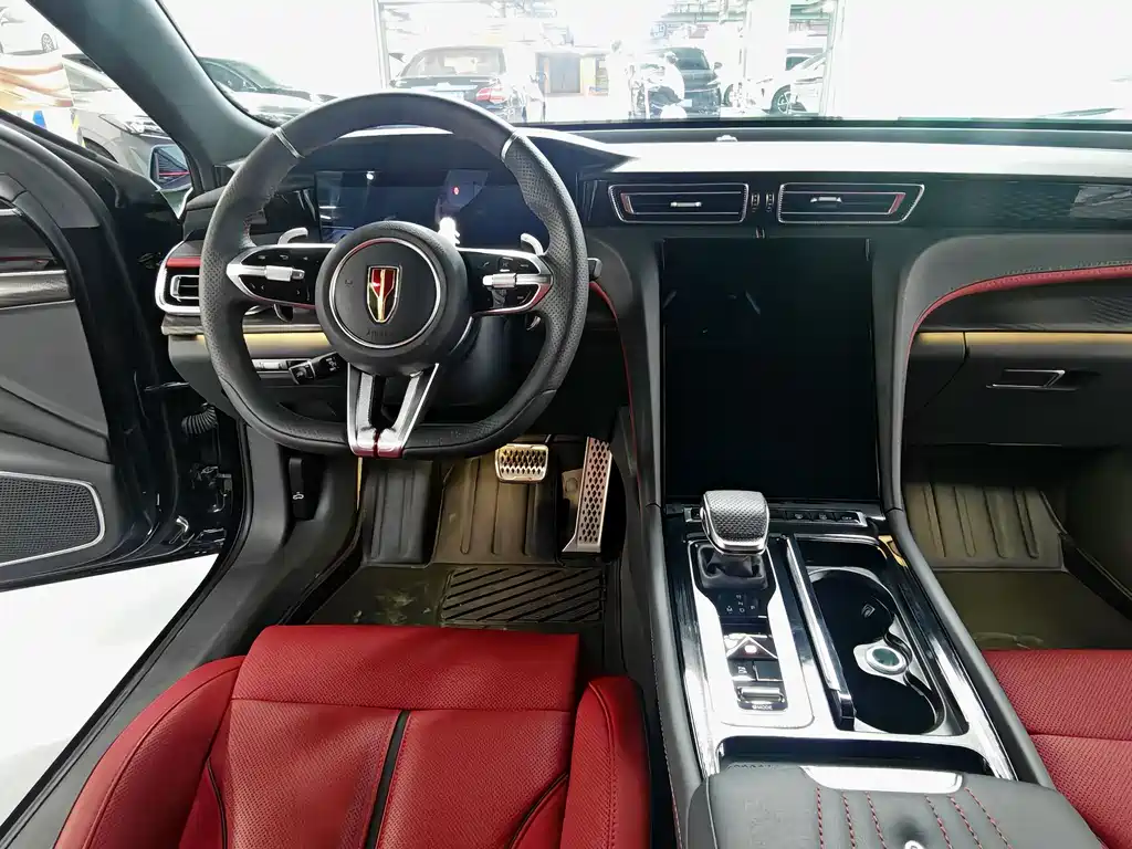 Hongqi H6 2025 2.0T