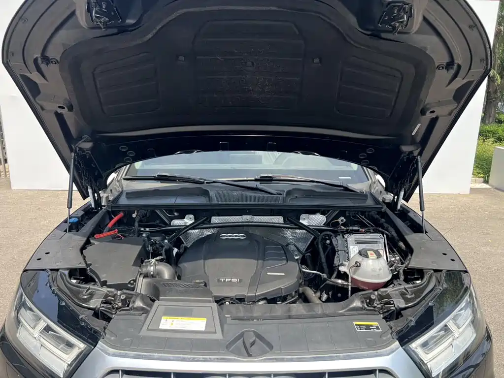 Audi Q5L — миниатюра 14
