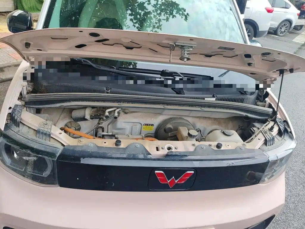 Wuling MINIEV — миниатюра 11