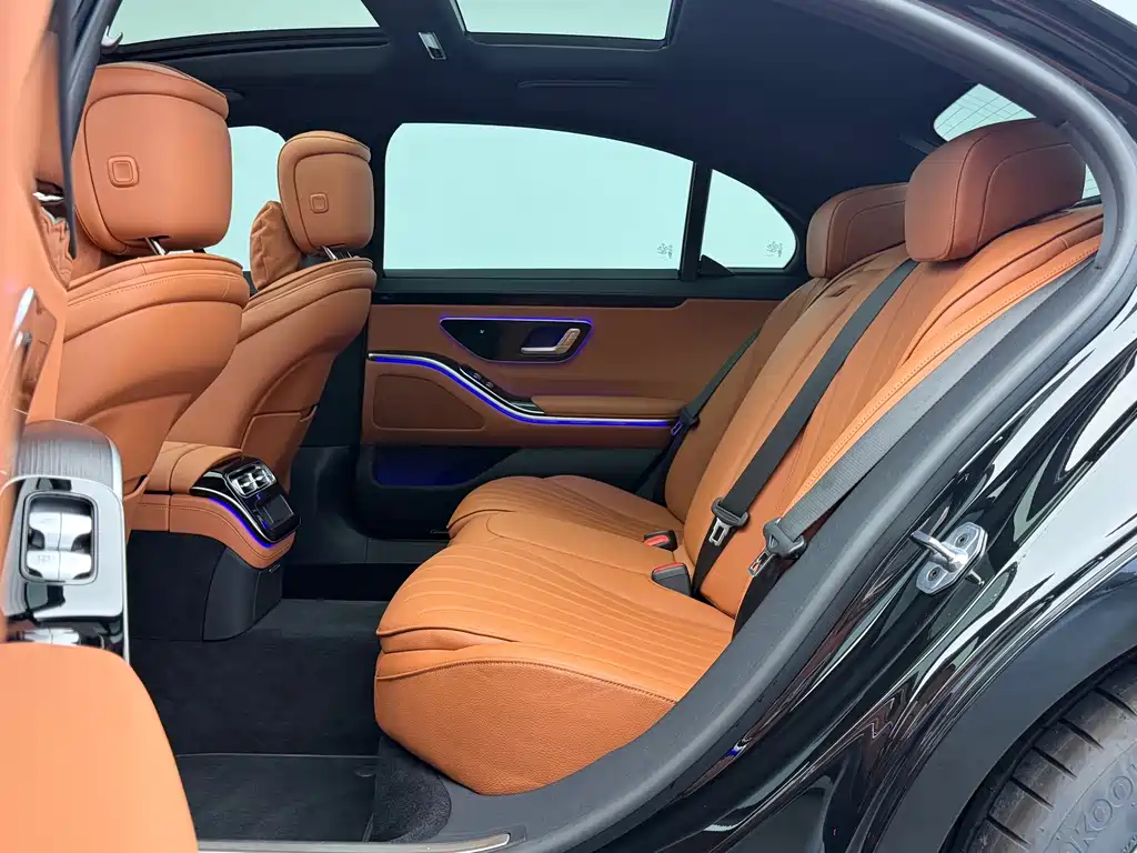 Mercedes-Benz S-Class — миниатюра 13
