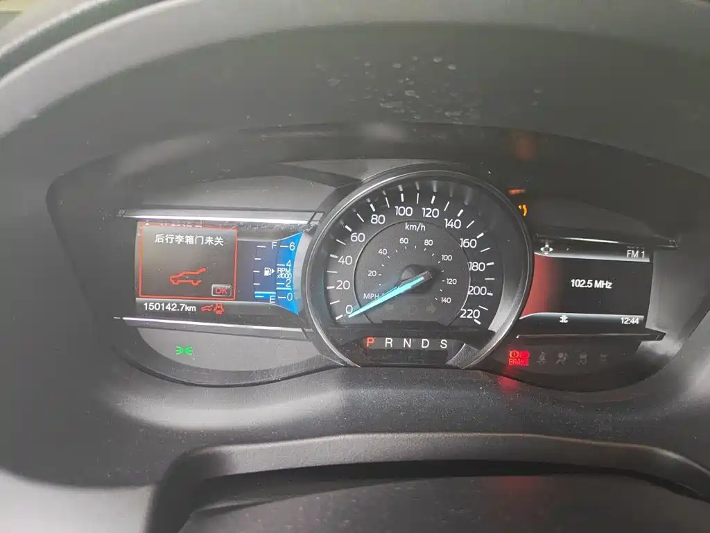Ford Explorer (Import) — миниатюра 7