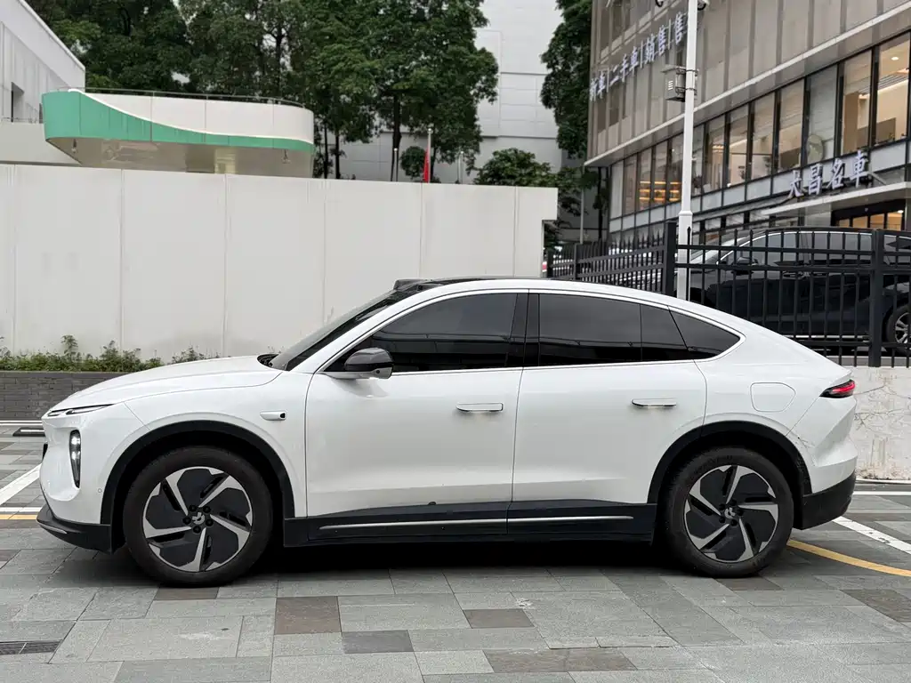 NIO EC6 — миниатюра 3