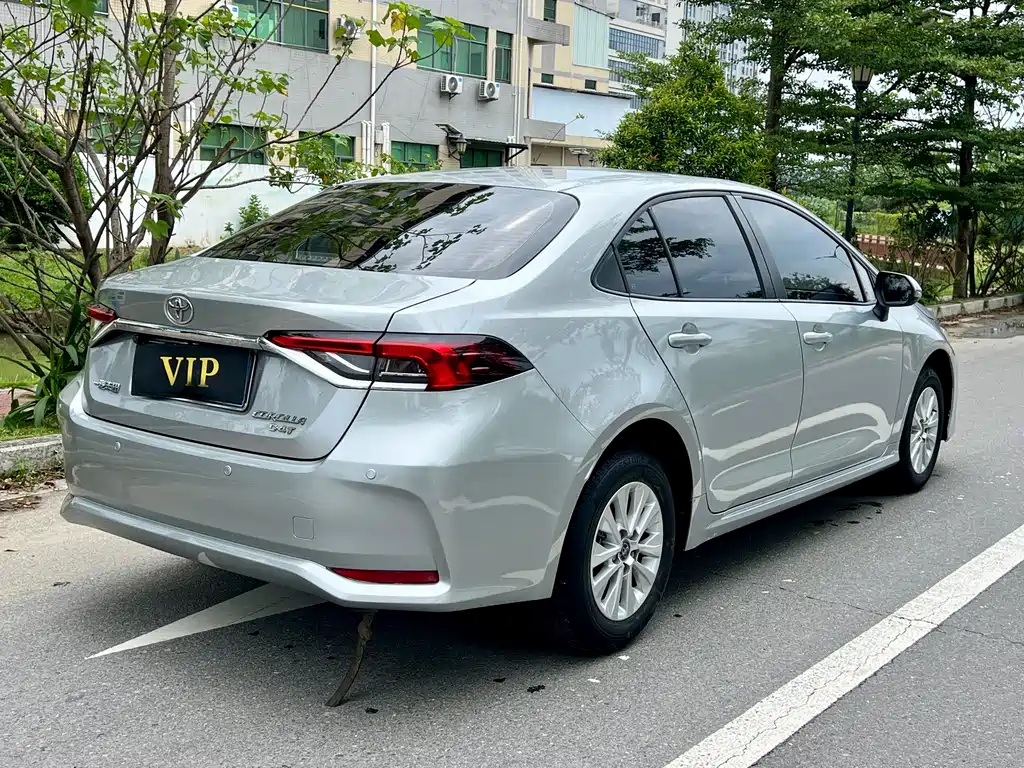 Toyota Corolla — миниатюра 7