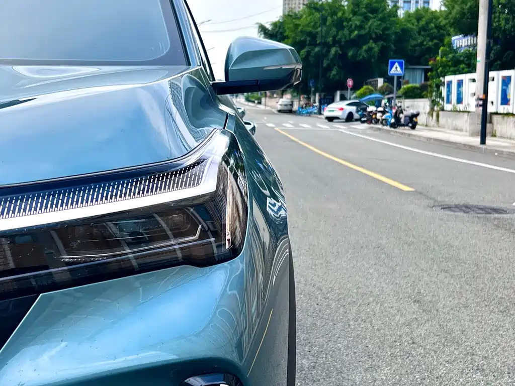 Geely Boyue L — миниатюра 5