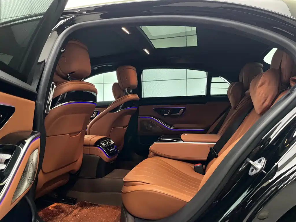 Mercedes-Benz S-Class — миниатюра 13
