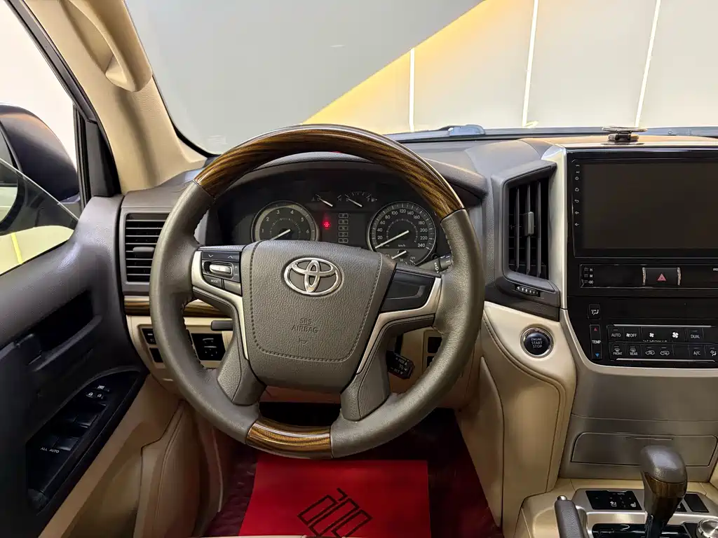 Toyota Land Cruiser — миниатюра 23