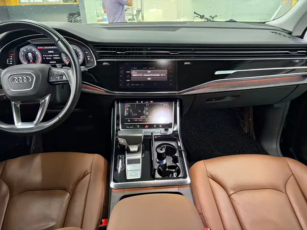 Audi Q8 — миниатюра 7