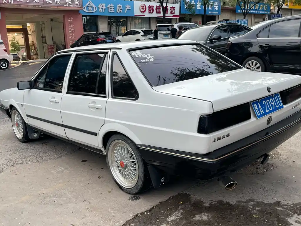 Volkswagen Santana Classic — миниатюра 7