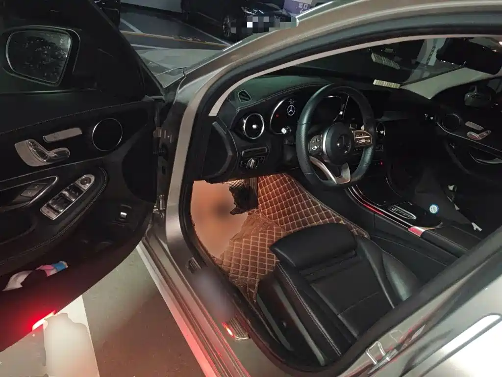 Mercedes-Benz C-Class — миниатюра 17