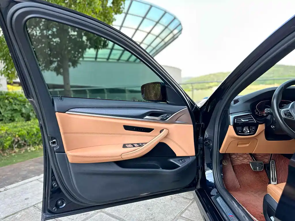 BMW 5 Series 5 2021 525i M Sport
