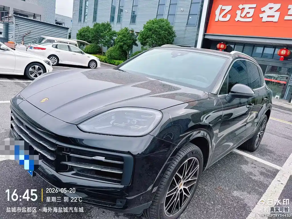 Porsche Cayenne 2025