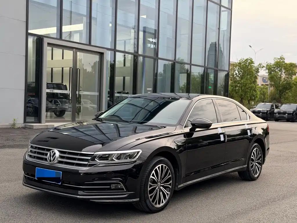 Volkswagen Phideon — миниатюра 2