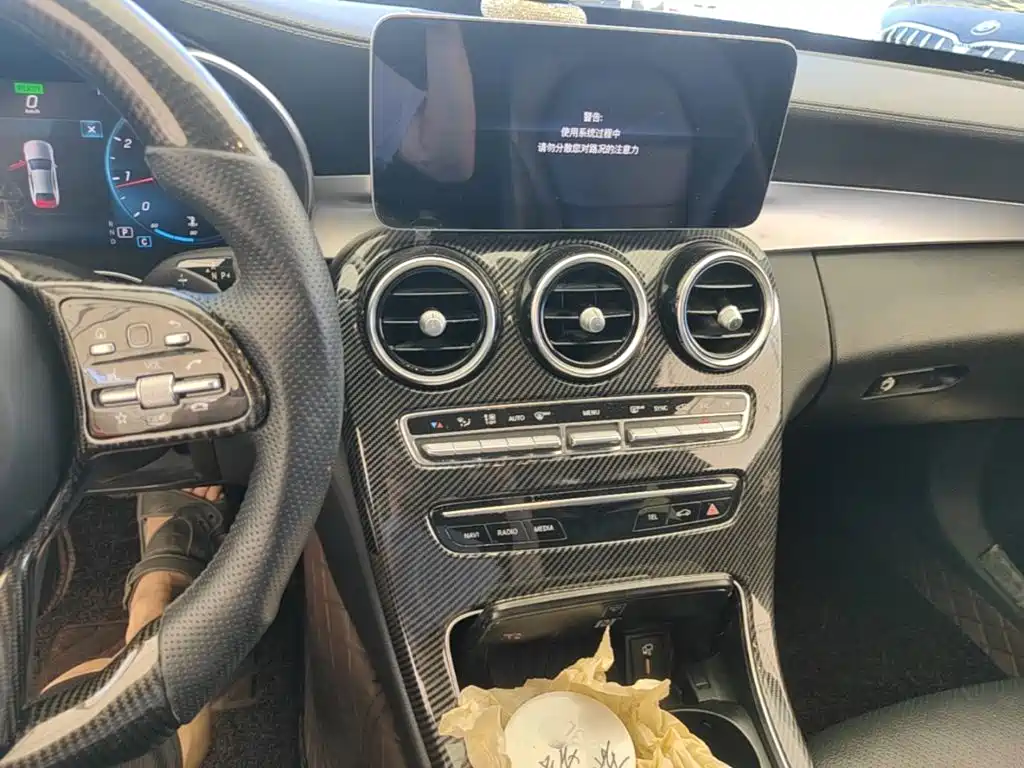 Mercedes-Benz C-Class — миниатюра 13