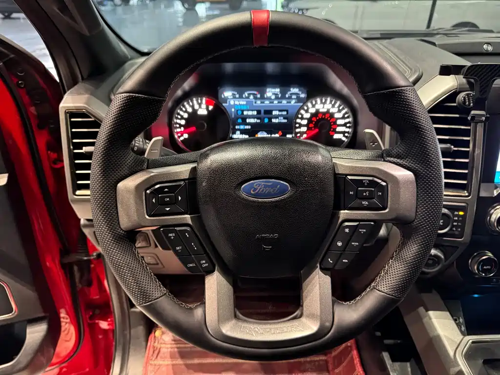Ford F-150 Raptor — миниатюра 15