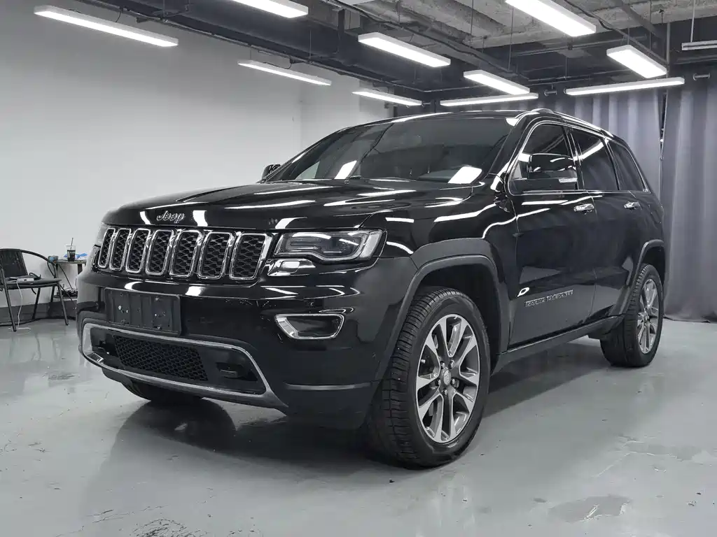 Купить Jeep Grand Cherokee (Import)