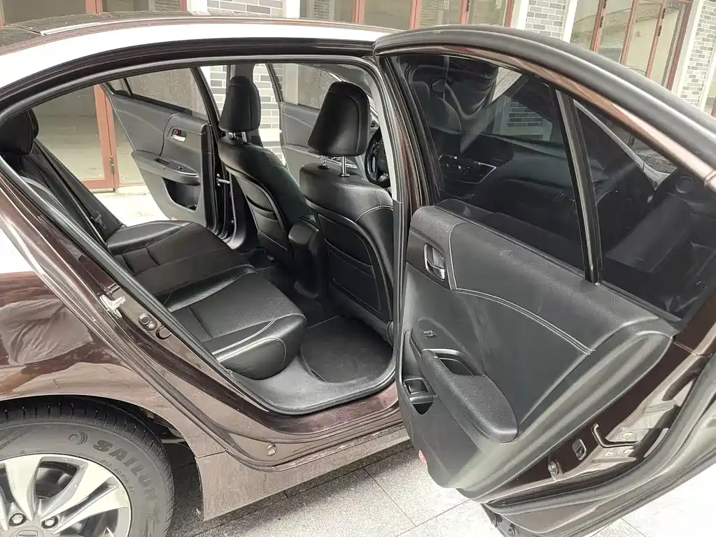 Honda Accord 2014 2.0L EX Luxury