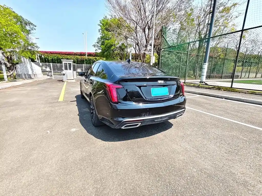 Cadillac CT5 — миниатюра 5