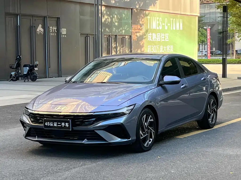 MODERN ELANTRA