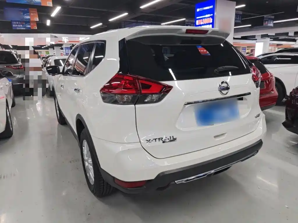 Nissan X-Trail — миниатюра 5