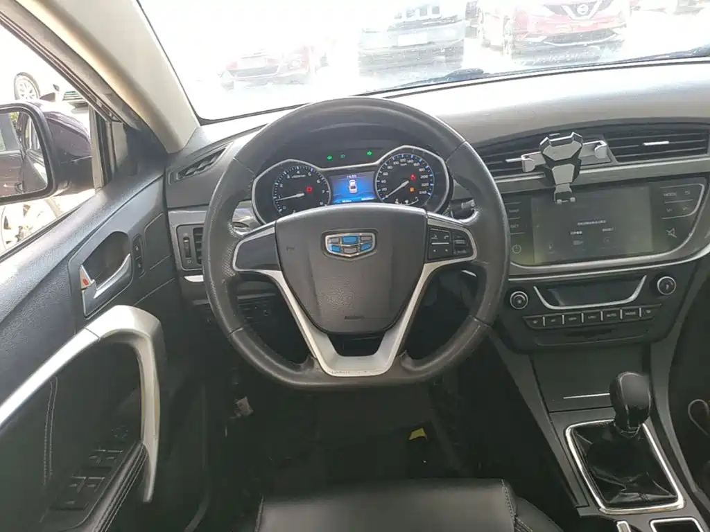 Geely Emgrand — миниатюра 11