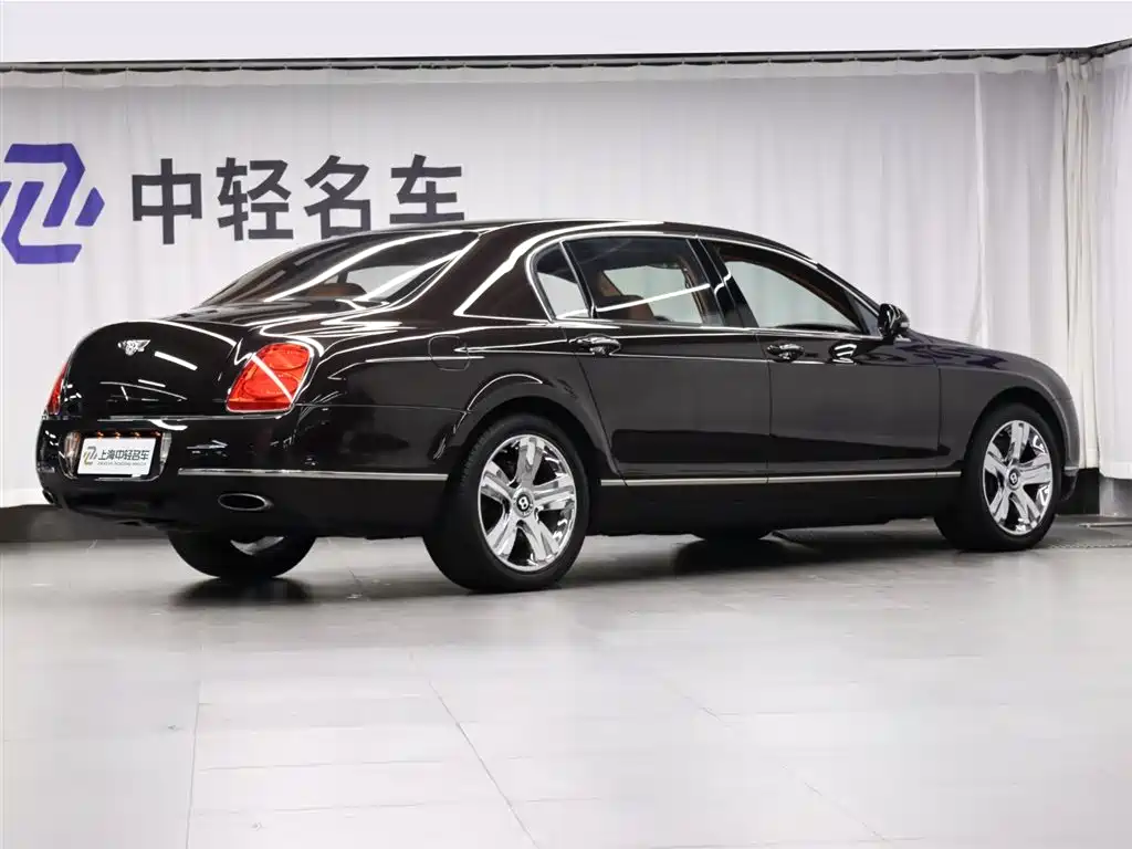 Bentley Flying Spur 2010 6.0T мест