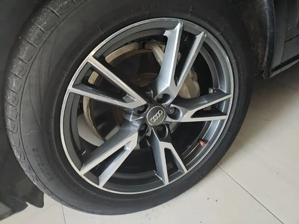 Audi Q5L — миниатюра 23