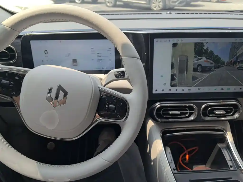 Leapmotor Leapmotor C11 — миниатюра 10