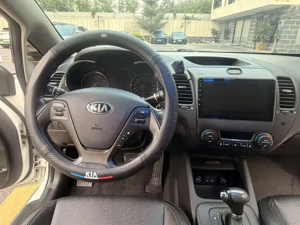Kia K3 — миниатюра 16