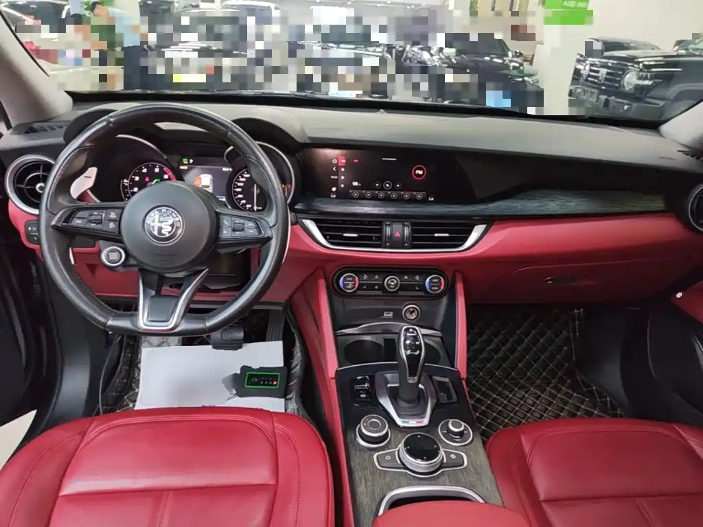 Alfa Romeo Stelvio 2020 2.0T 280HP Luxury