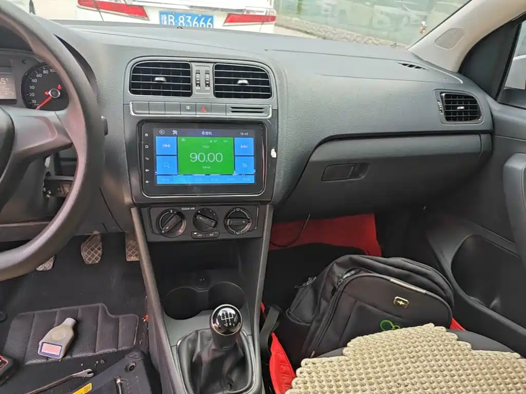 Volkswagen Polo — миниатюра 13
